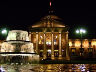 Wiesbaden plant Drohnenshow und verschärfte Kontrollen rund um das Kurhaus an Silvester