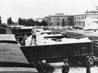 Wiesbadener Foto von Rosinenbombern Teil der neuen Dauerausstellung in Bonn